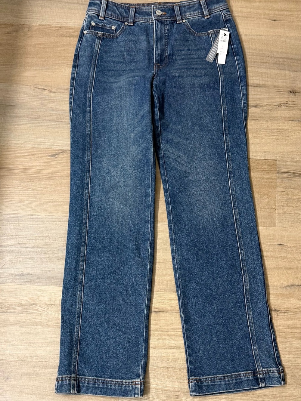 Talbots Relaxed Bootcut Leg Mid- Rise Jeans Women’s Size 2 New